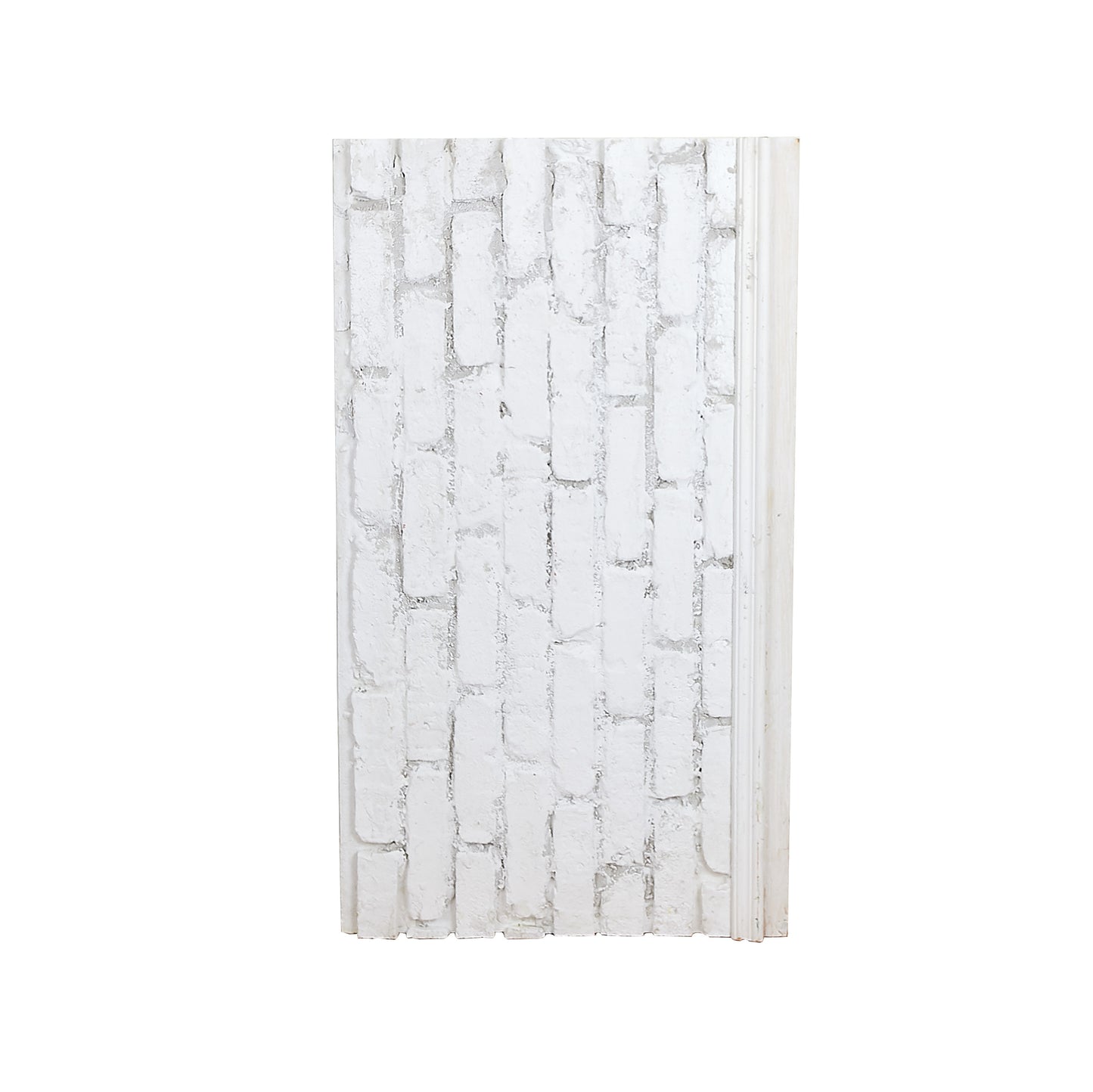 Sm White Brick Patterned Foam On Wood