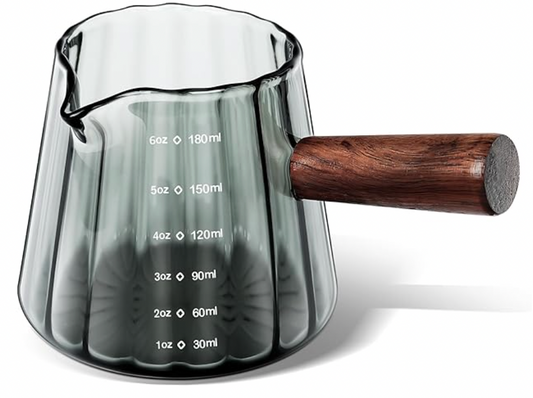 Cute Smokey Grey Pourer
