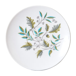 Sm White Plate With Foliage Design