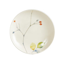 Sm Cream Plate With Different Flower Designs